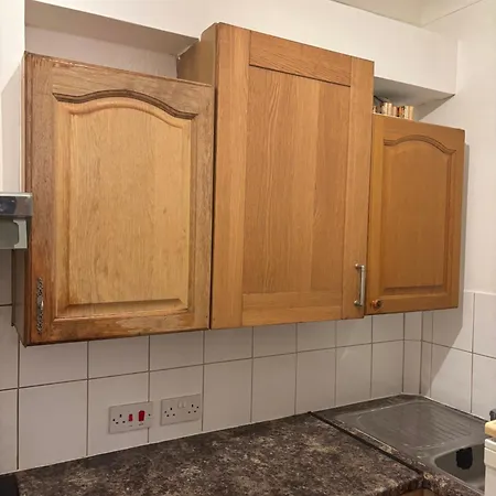 Cosy Spacious Studio Flat,N18